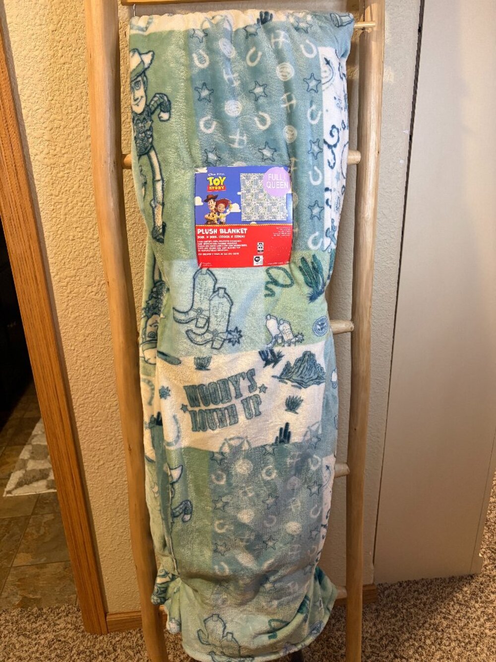 Viral Disney/Pixar Toy Story Plush Blanket Full/Queen 90x90 Woody Buzz Jessie